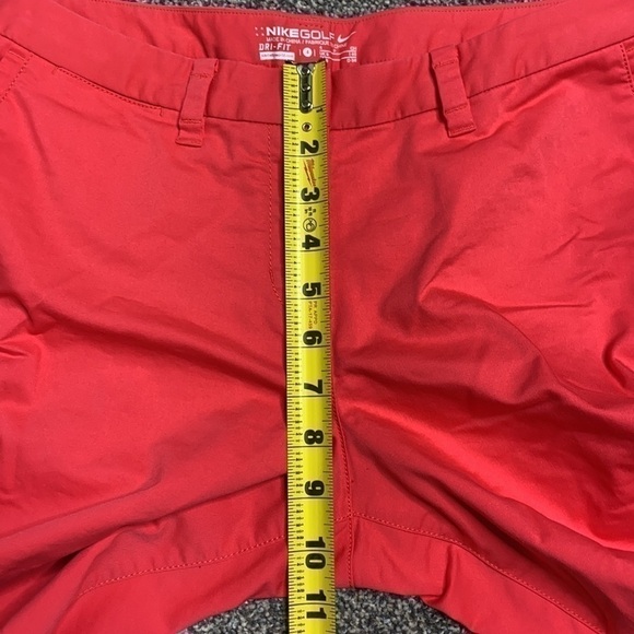Nike Golf Dri-Fit Bermuda 2.0 Pink 9" Shorts Size 4 - Picture 5 of 10